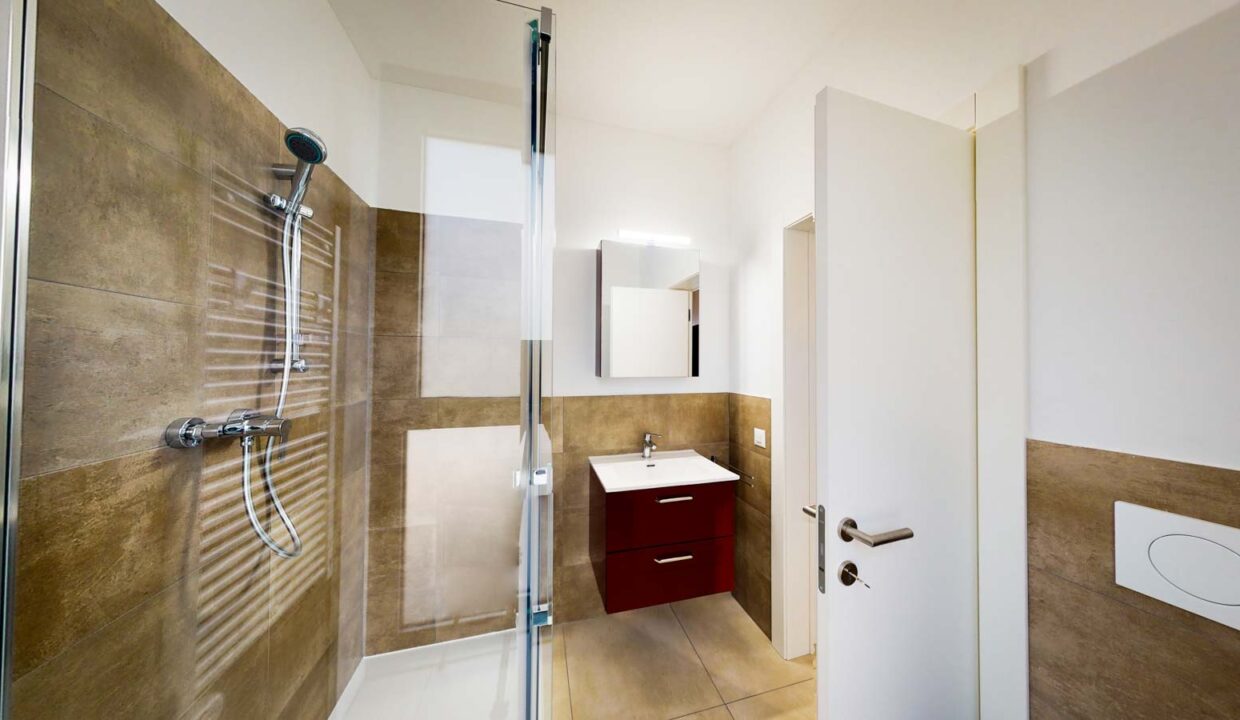 Zurigo-22-Zurigo-22-App17-bagno01
